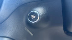 Volvo Xc40 2.0 B4P R DESIGN 5dr Auto Petrol Estate